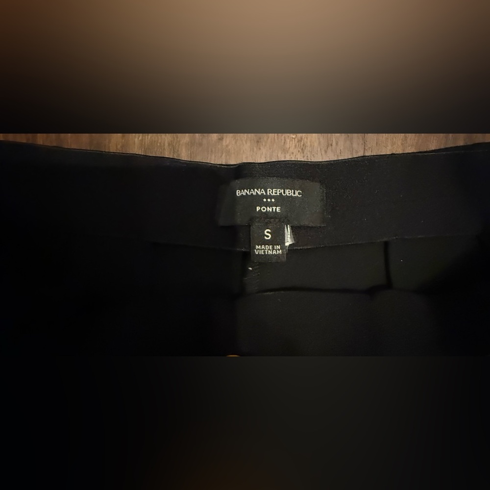 Banana republic Ponte S small black stretchy, extremely comfortable dress pants - Picture 9 of 10